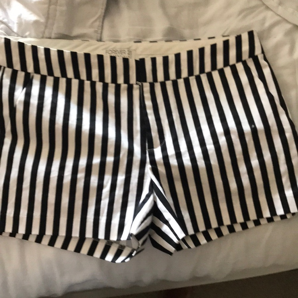 Forever 21 skirt